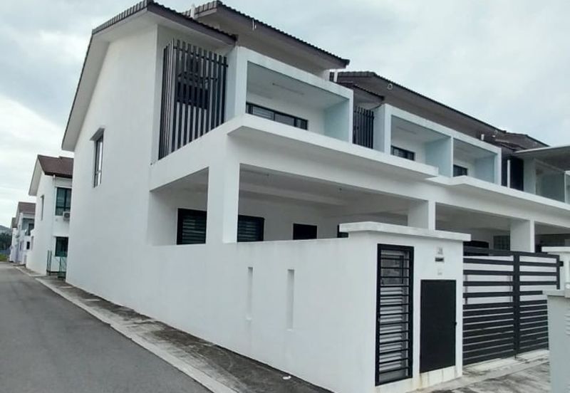 Taman Semarang Intan 1