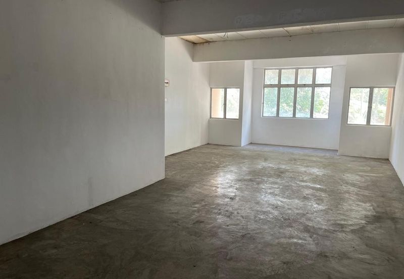 2 STOREY SHOPLOT DENGKIL FOR RENT