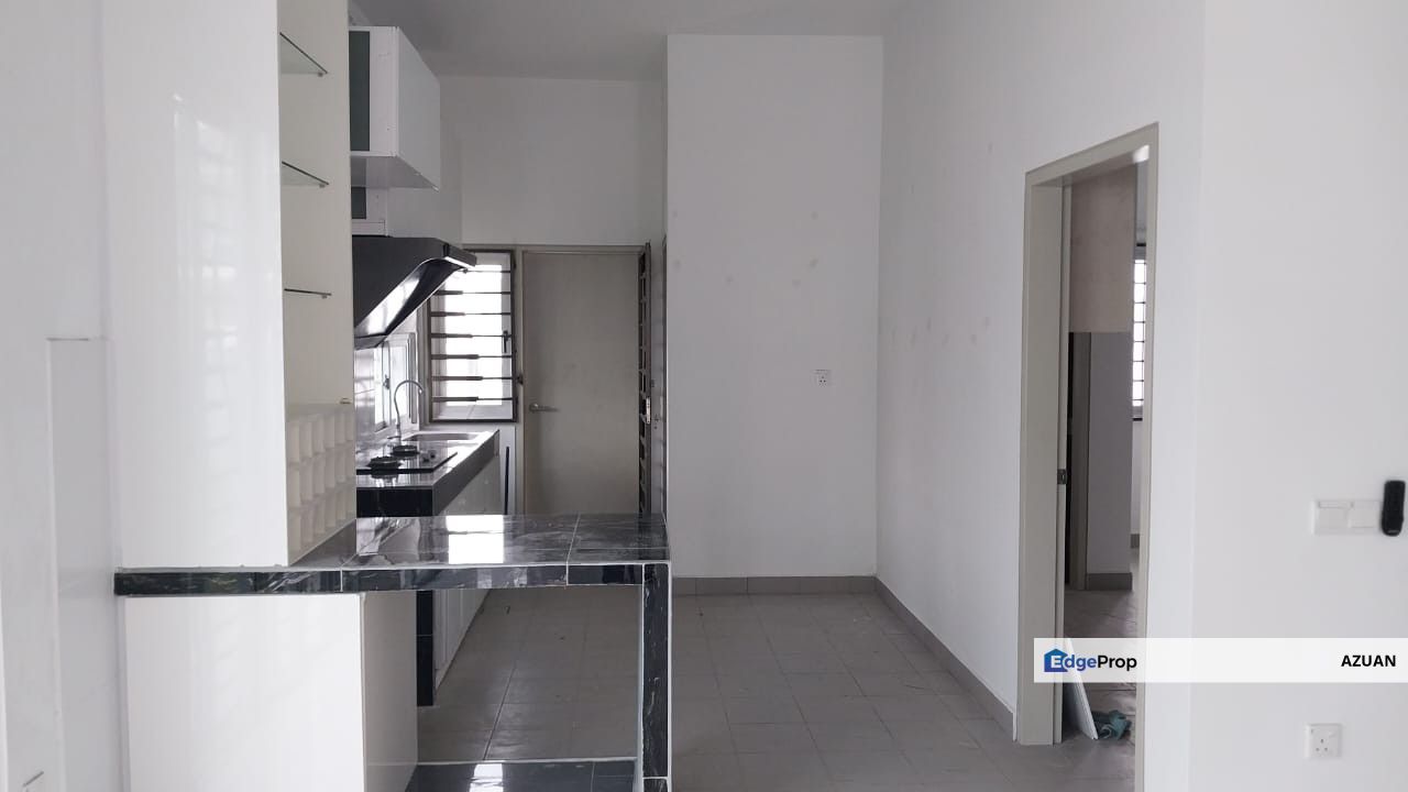 2 Storey End Lot Serenia Adiva, Serenia City, Sepang, Selangor, Sepang
