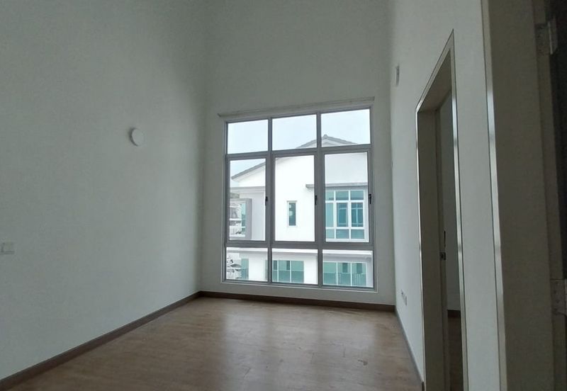 Serenia Adiva @ Serenia City