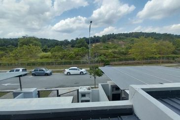 Serenia Adiva @ Serenia City