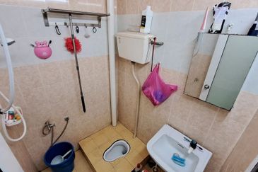 1 Storey Terrace Taman Impian Bukit Naga Seksyen 32 Shah Alam