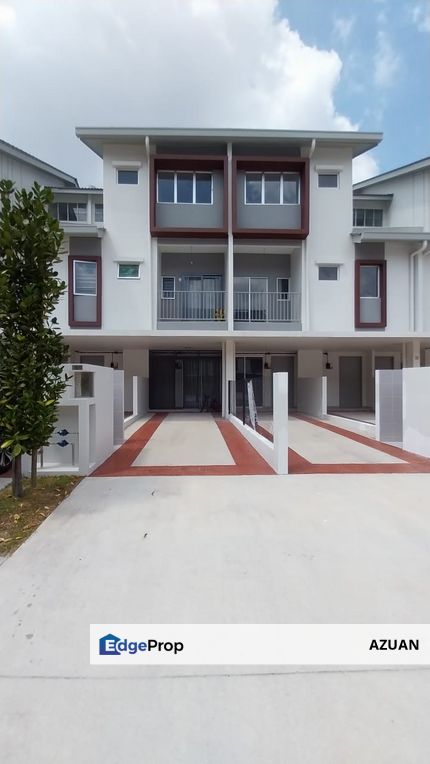 LOWER UNIT TOWNHOUSE SERAYA @GREENWOODS TAMAN SALAK PERDANA BANDAR BARU SALAK TINGGI, Selangor, Sepang