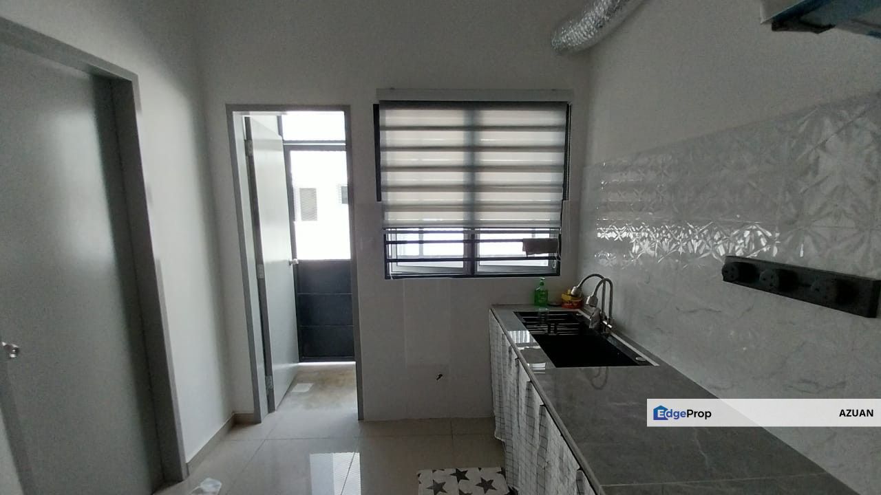 LOWER UNIT TOWNHOUSE SERAYA @GREENWOODS TAMAN SALAK PERDANA BANDAR BARU SALAK TINGGI, Selangor, Sepang