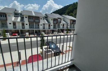 Greenwoods Seraya @ Salak Perdana