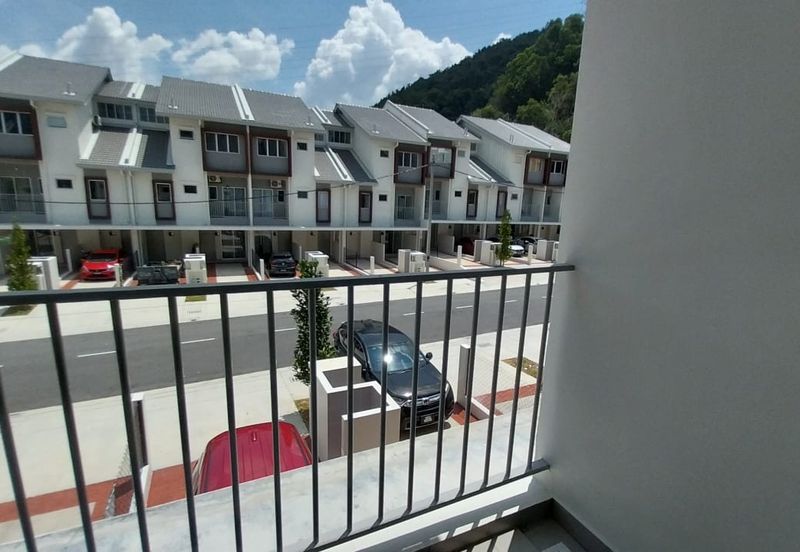 Greenwoods Seraya @ Salak Perdana