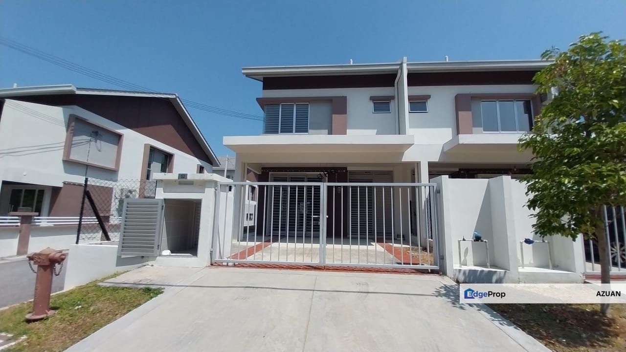 2 STOREY END LOT CENDANA TAMAN SALAK PERDANA BANDAR BARU SALAK TINGGI, Selangor, Dengkil