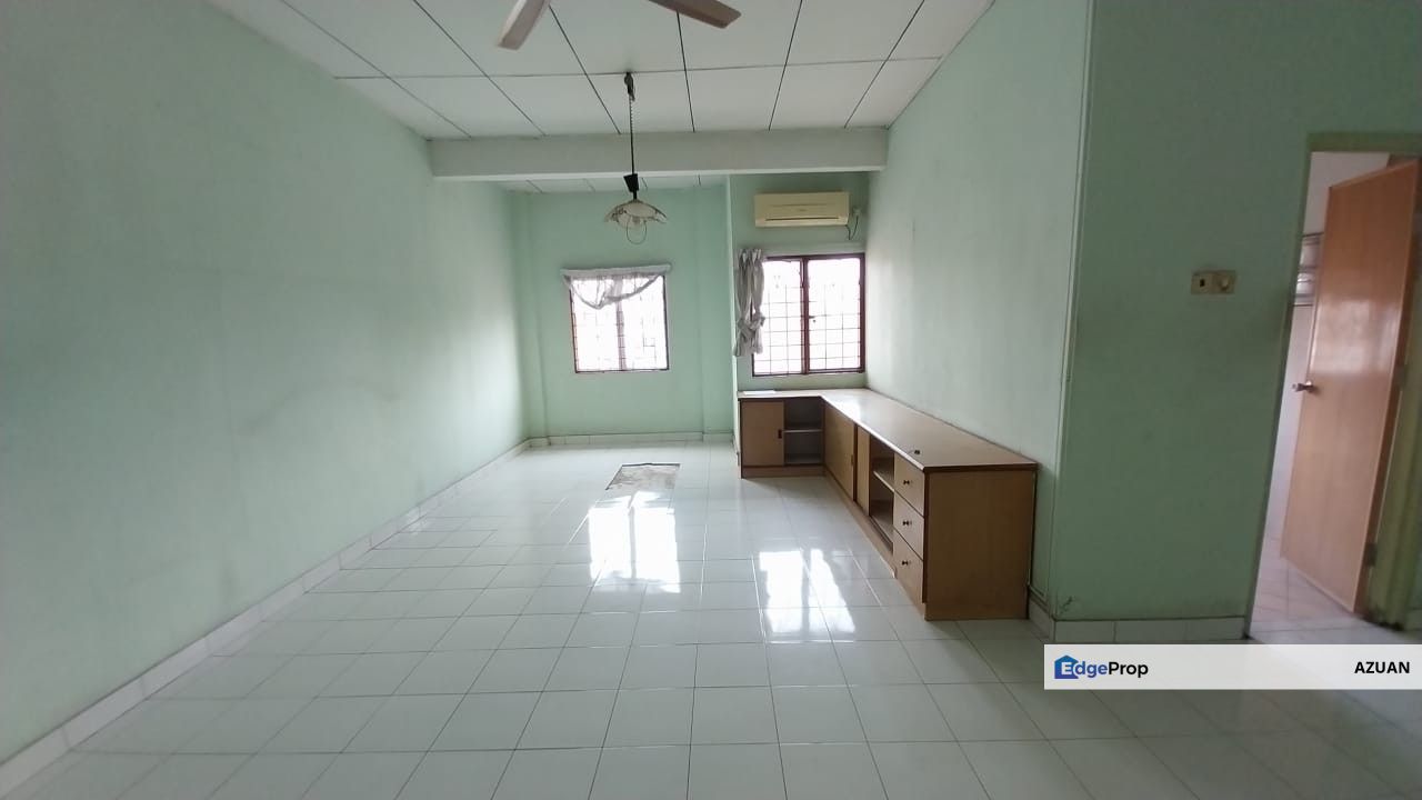 Taman Putra Dengkil, Selangor, Dengkil