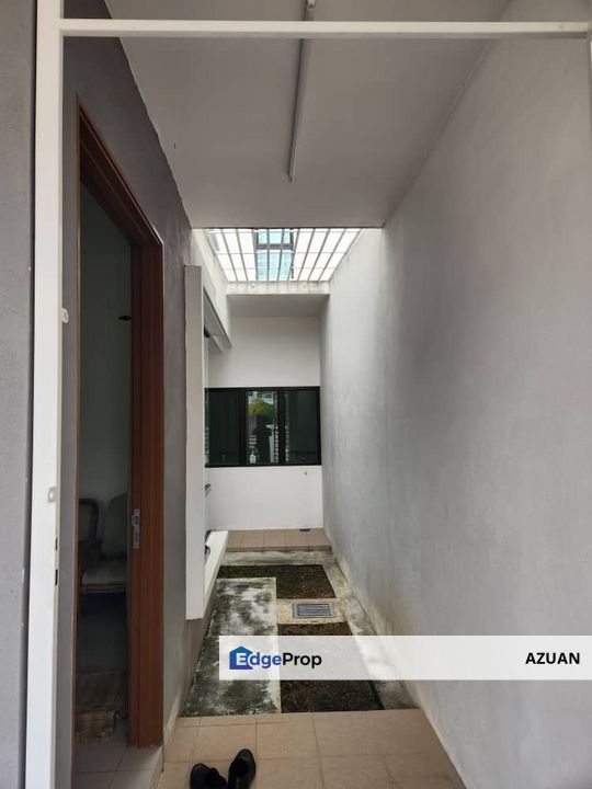 2 STOREY TERRACE END LOT SAUJANA KLIA, SEPANG, Selangor, Sepang