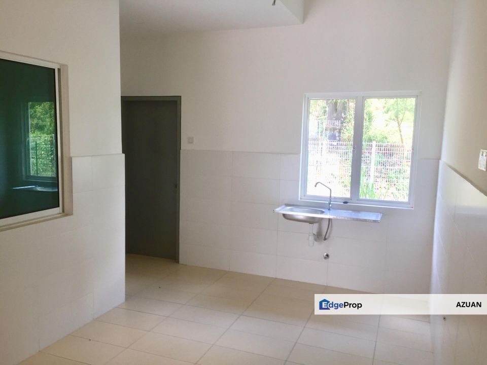 2 Storey End Lot Diamond Garden, Dengkil Selangor, Selangor, Dengkil