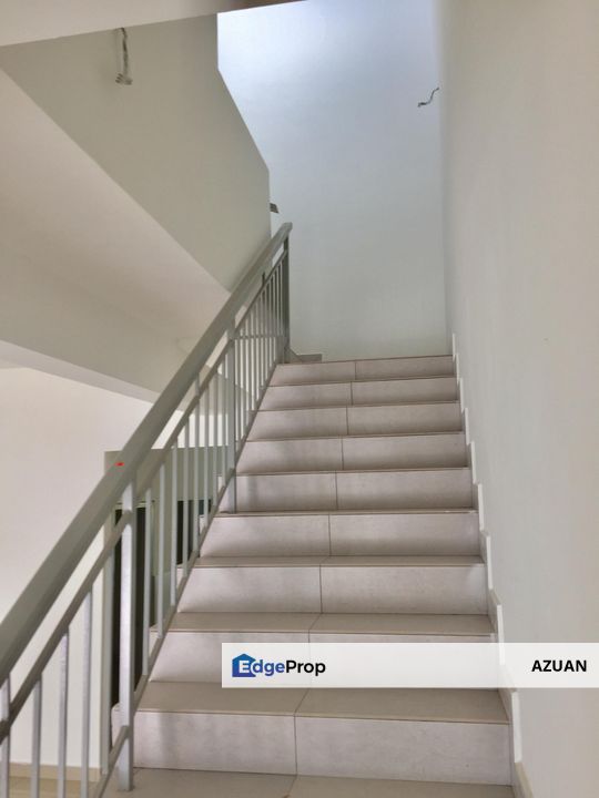 2 Storey End Lot Diamond Garden, Dengkil Selangor, Selangor, Dengkil