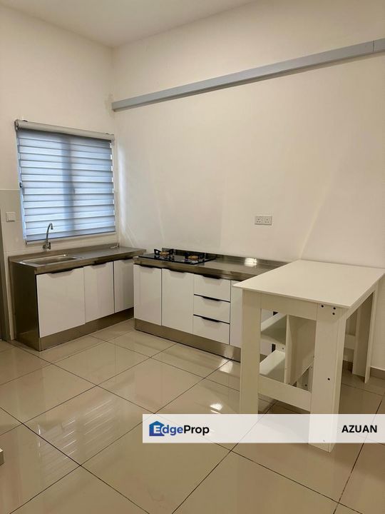 TOWNHOUSE SERAYA @ GREENWOODS TAMAN SALAK PERDANA BANDAR BARU SALAK TINGGI, Selangor, Sepang