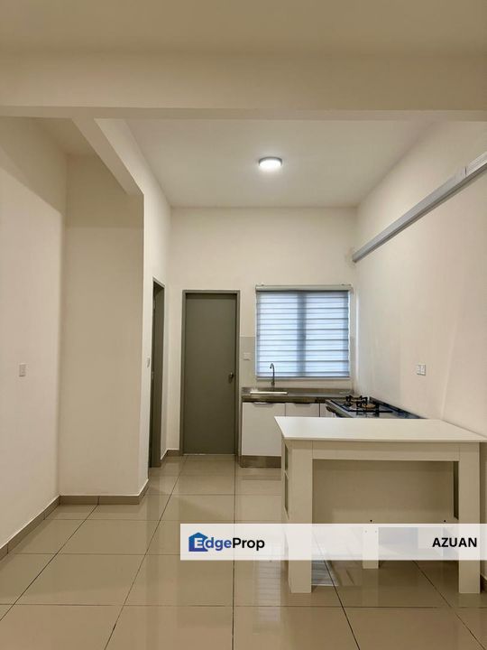 TOWNHOUSE SERAYA @ GREENWOODS TAMAN SALAK PERDANA BANDAR BARU SALAK TINGGI, Selangor, Sepang