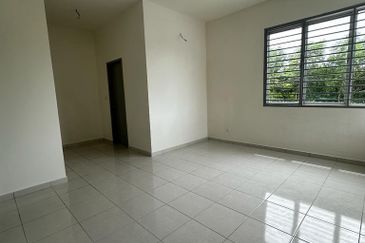 FACING OPEN AREA!!! 2 STOREY END LOT CENDANA@ GREENWOODS TAMAN SALAK PERDANA BANDAR BARU SALAK TINGGI