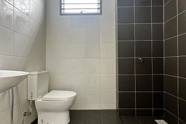 FACING OPEN AREA!!! 2 STOREY END LOT CENDANA@ GREENWOODS TAMAN SALAK PERDANA BANDAR BARU SALAK TINGGI