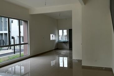 FACING OPEN AREA!!! 2 STOREY END LOT CENDANA@ GREENWOODS TAMAN SALAK PERDANA BANDAR BARU SALAK TINGGI