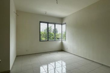 FACING OPEN AREA!!! 2 STOREY END LOT CENDANA@ GREENWOODS TAMAN SALAK PERDANA BANDAR BARU SALAK TINGGI