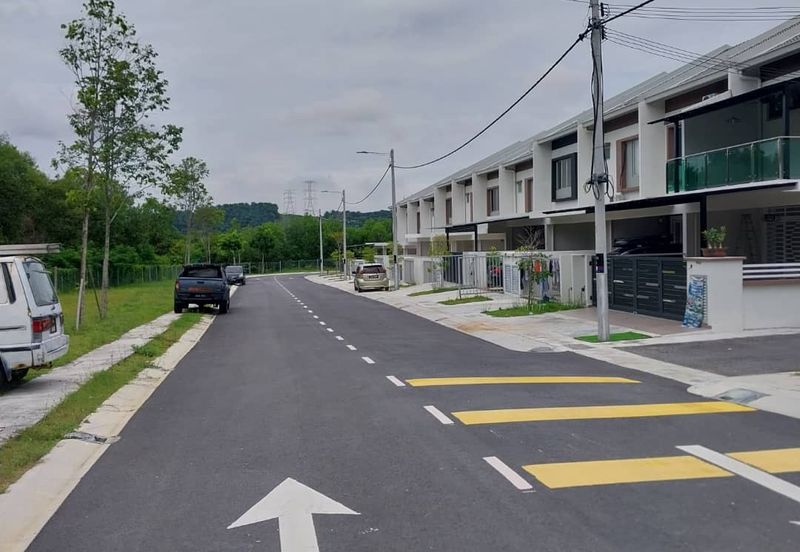 FACING OPEN AREA!!! 2 STOREY END LOT CENDANA@ GREENWOODS TAMAN SALAK PERDANA BANDAR BARU SALAK TINGGI