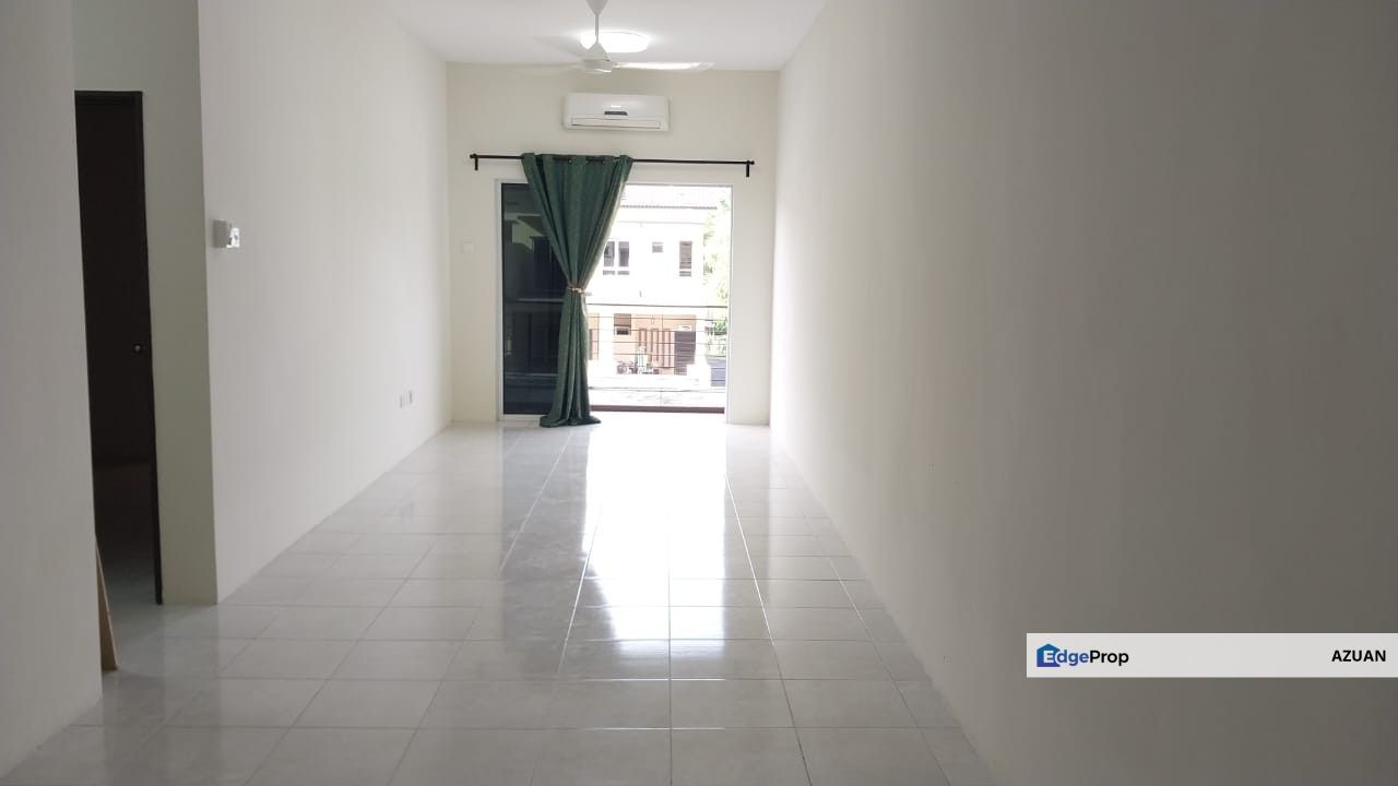 Townhouse Taman Salak Mulia, Salak Tinggi, Sepang, Selangor, Sepang