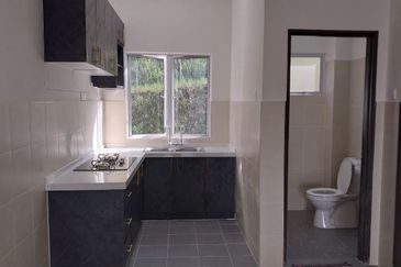 Townhouse Taman Salak Mulia, Salak Tinggi, Sepang