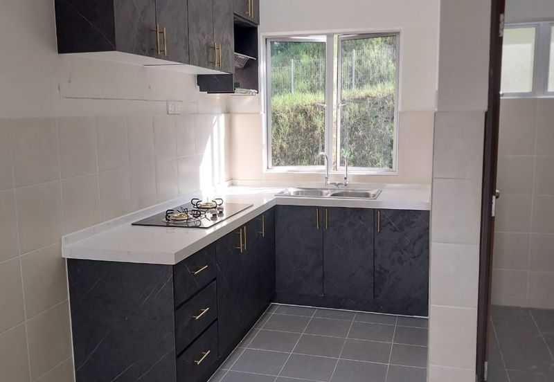 Townhouse Taman Salak Mulia, Salak Tinggi, Sepang