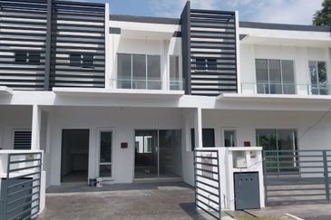 Bandar Baru Salak Tinggi