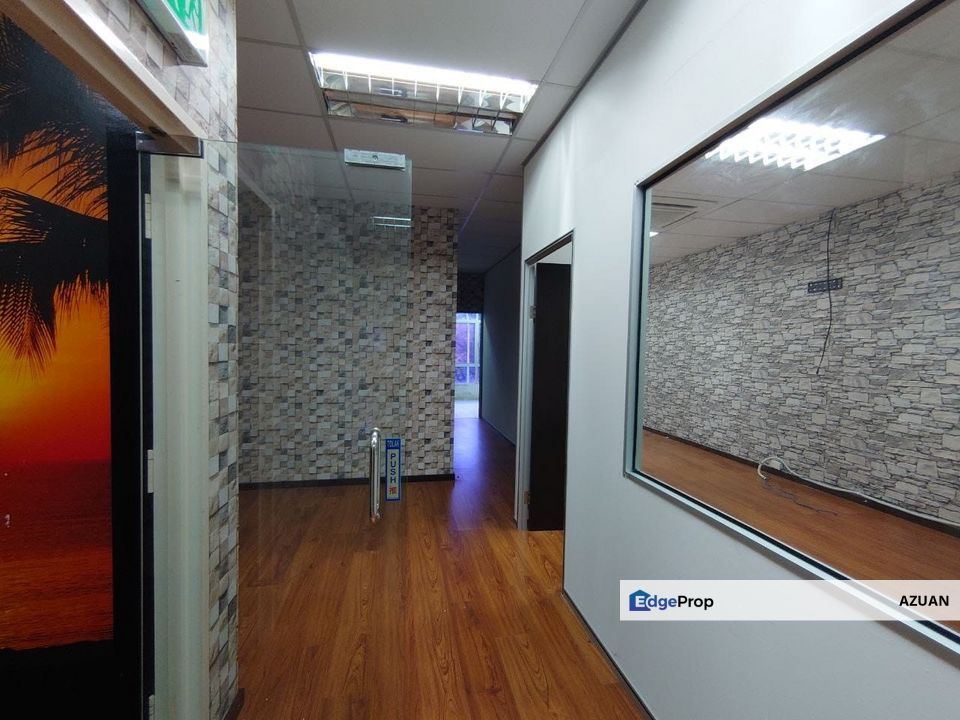 2 STOREY SHOPLOT PUSAT KOMERSIAL UNIVERSITI, SEREMBAN 3, Negeri Sembilan, Seremban