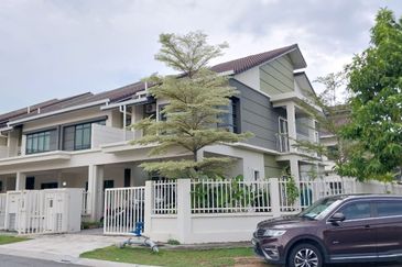 Avista @ Warisan Puteri