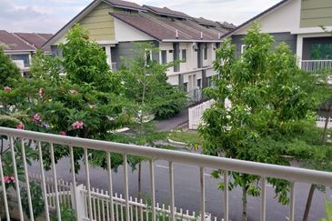 Avista @ Warisan Puteri