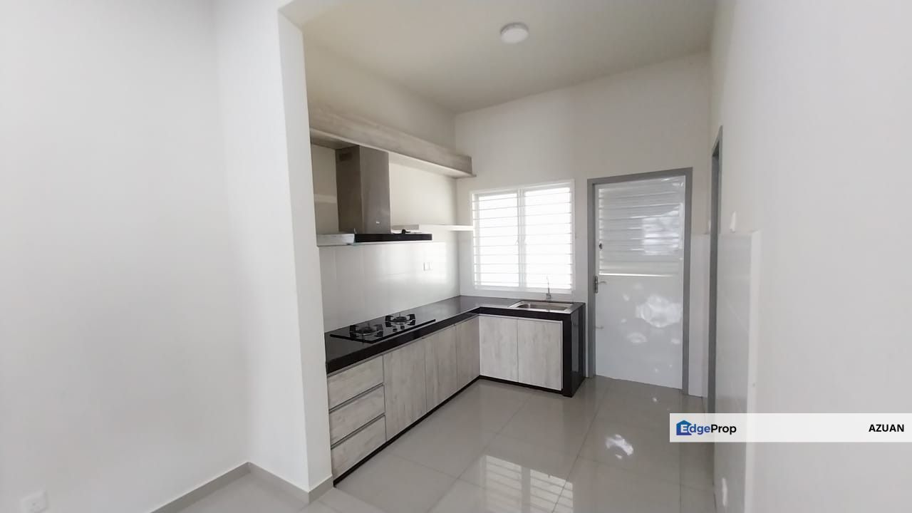  2 STOREY KERANJI TAMAN SALAK PERDANA BANDAR BARU SALAK TINGGI SEPANG, Selangor, Sepang