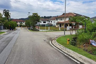 LOT BANGLO @ SEKSYEN 8 SHAH ALAM 💥 FOR SALE 💥