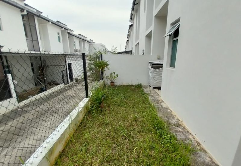 Serenia Adiva @ Serenia City