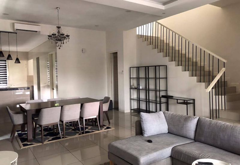 Avista @ Warisan Puteri