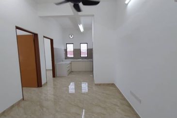 HOUSE FOR RENT NEAR TAMAN MAYANG KELANA JAYA