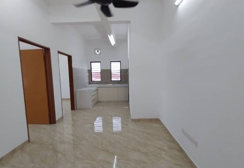 HOUSE FOR RENT NEAR TAMAN MAYANG KELANA JAYA