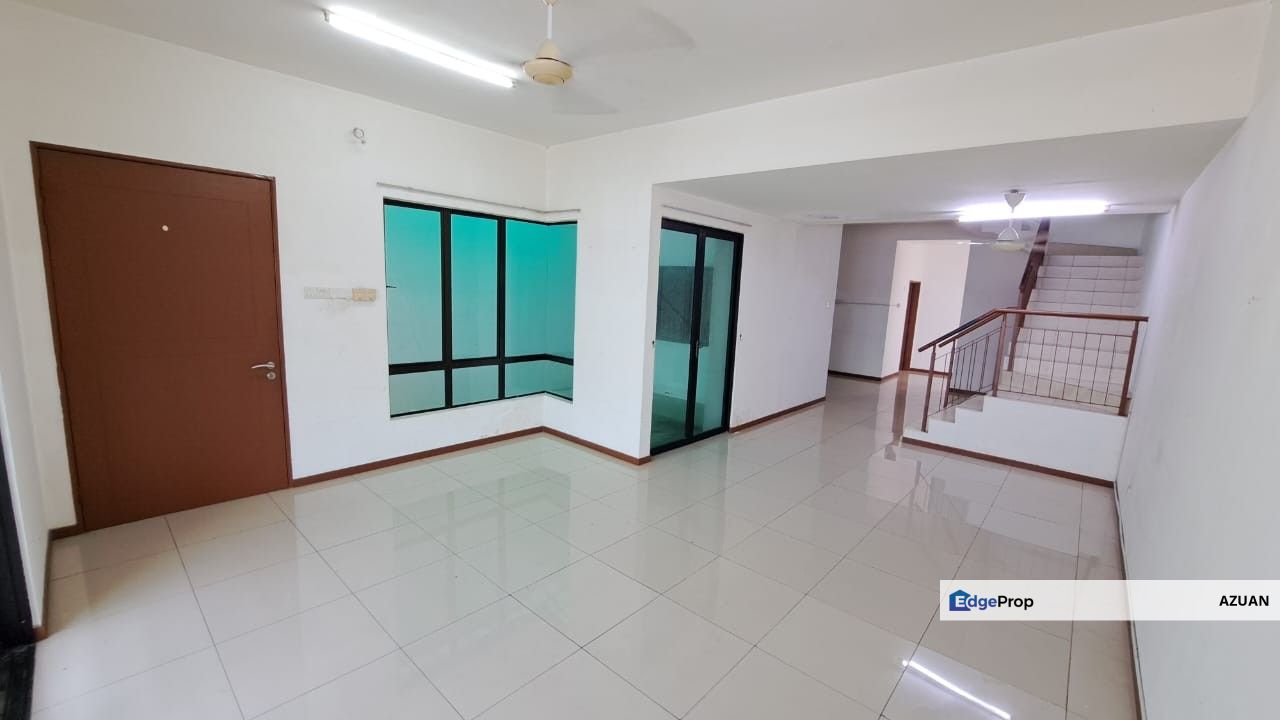 2 Storey Terrace Saujana KLIA, Sepang , Selangor, Sepang