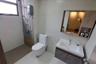 2 Storey Terrace (Facing Open) Diamond Semenyih For Sale 