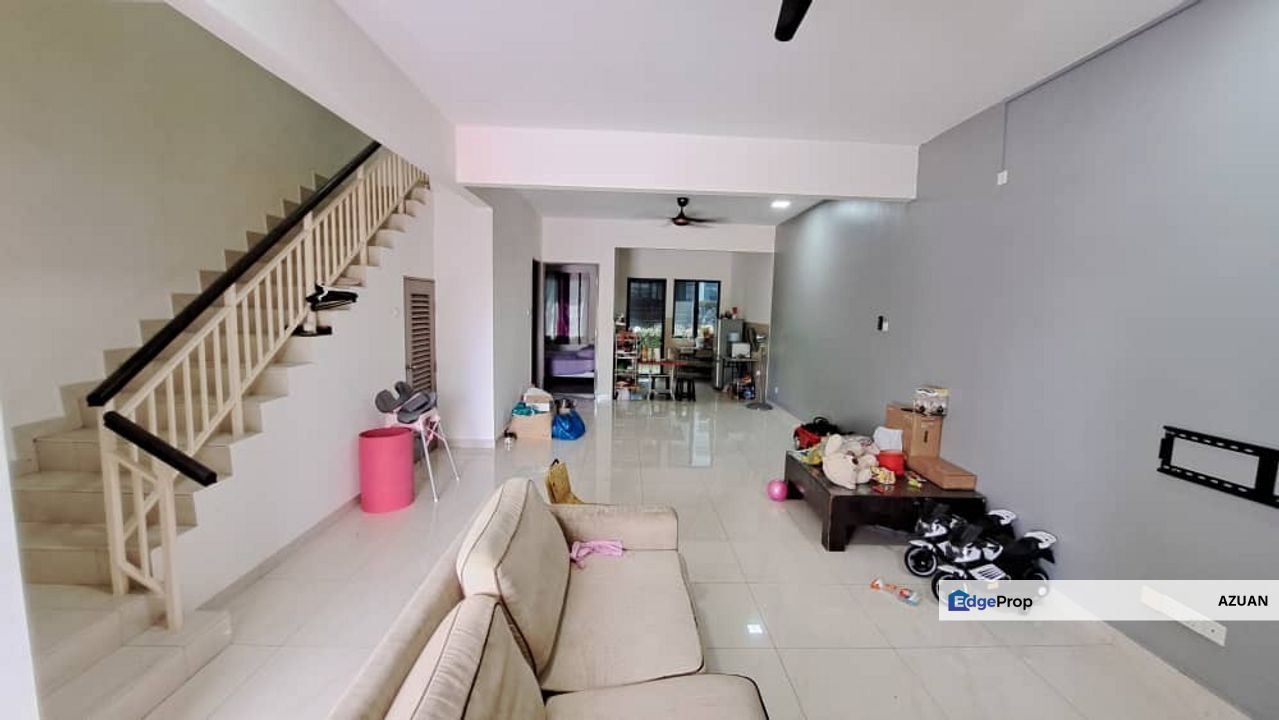2 Storey Terrace (Facing Open) Diamond Residence For Rent, Selangor, Semenyih