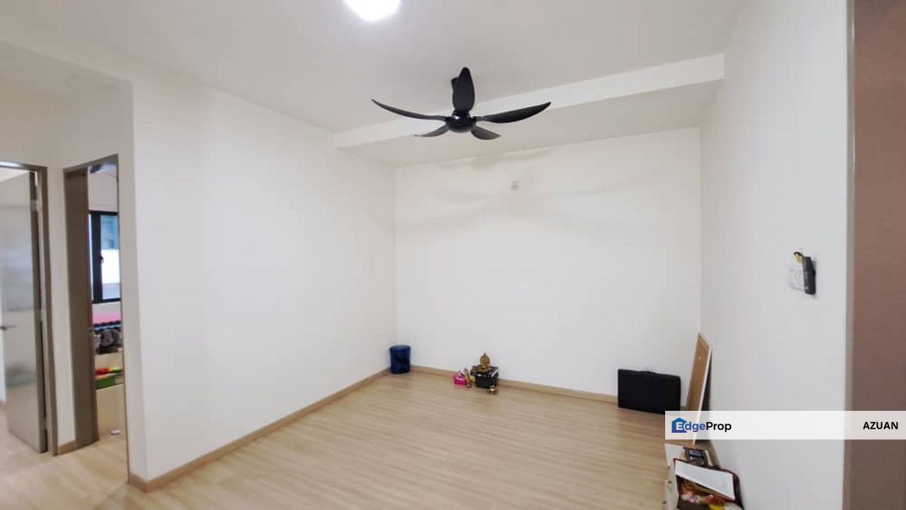 2 Storey Terrace (Facing Open) Diamond Residence For Rent, Selangor, Semenyih