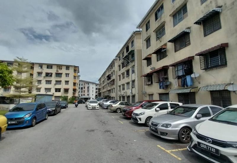 Apartment Kenari, Taman Impian Ehsan