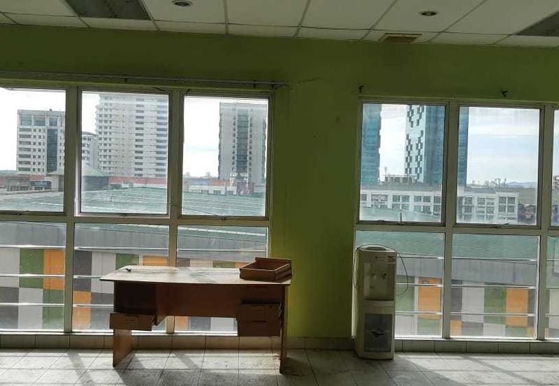 Bandar Puteri Puchong | Office For Rent