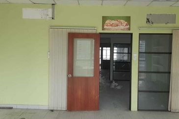 Bandar Puteri Puchong | Office For Rent