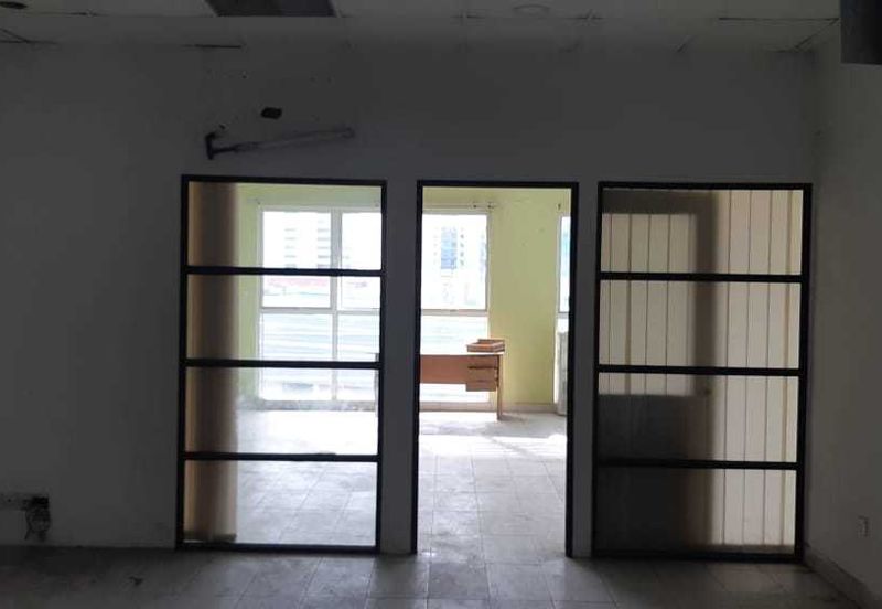 Bandar Puteri Puchong | Office For Rent