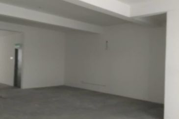 Bandar Puteri Puchong | Shop Office for Sale