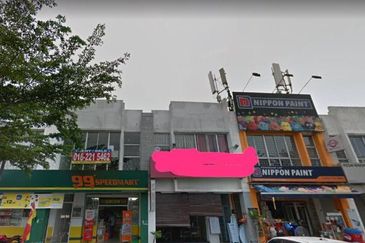 D Alpinia Business Park