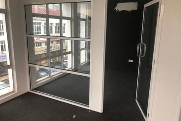 Jalan Kenari, Bandar Puchong Jaya