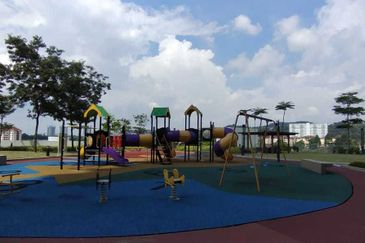 Hillcrest Heights (Puchong Heights)