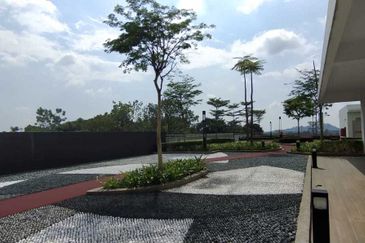 Hillcrest Heights (Puchong Heights)
