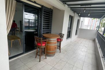 Equine Residence @ Equine Park