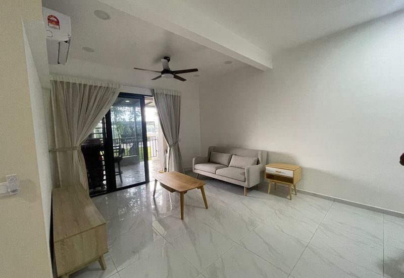 Equine Residence @ Equine Park